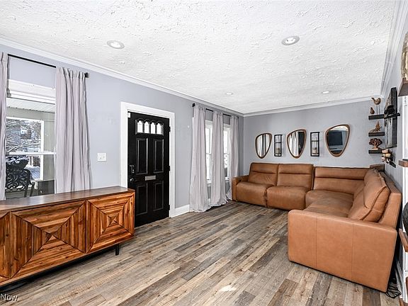 2nd image of 3511 W 120th St