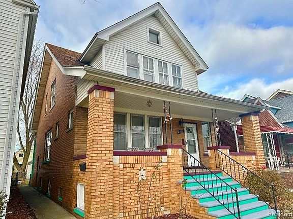 3rd image of 3929 Caniff St