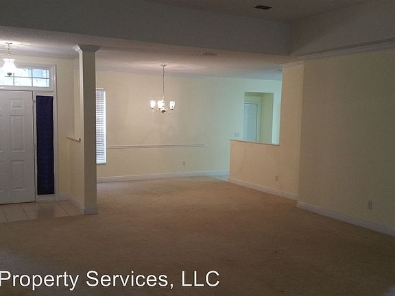2nd image of 6114 Eastfield Trl