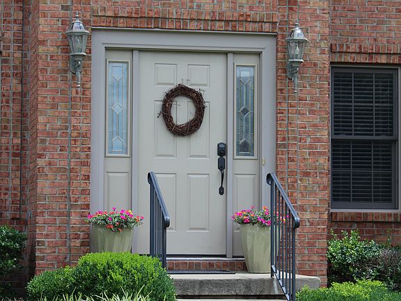 4th image of 404 Juniper Dr