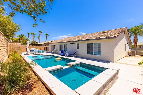 47519 Margarita St Photo 1