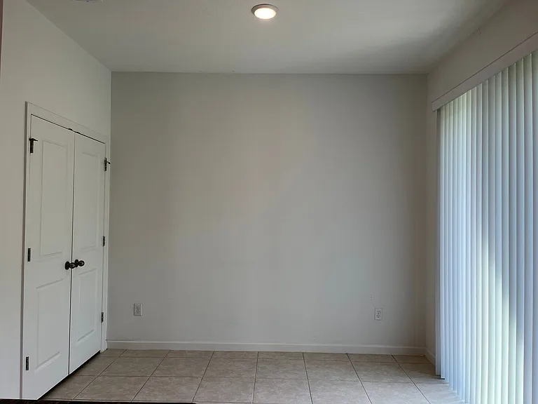 998 Spring Palms Loop — Photo 8