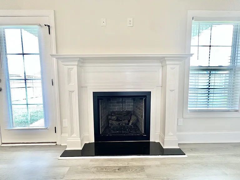 1102 Cavil Hollins Ct — Photo 17