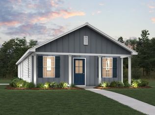 28 W Crocus Ave, Defuniak Springs, FL 32433