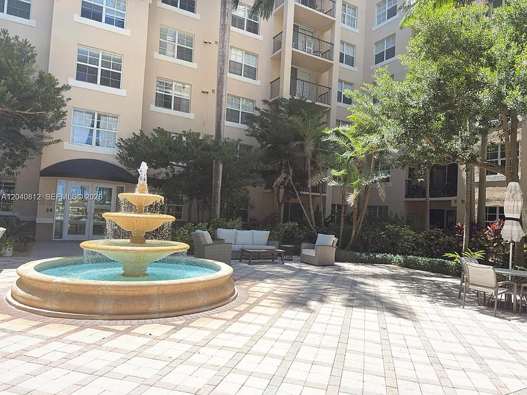 1801 N Flagler Dr #634 — Photo 39