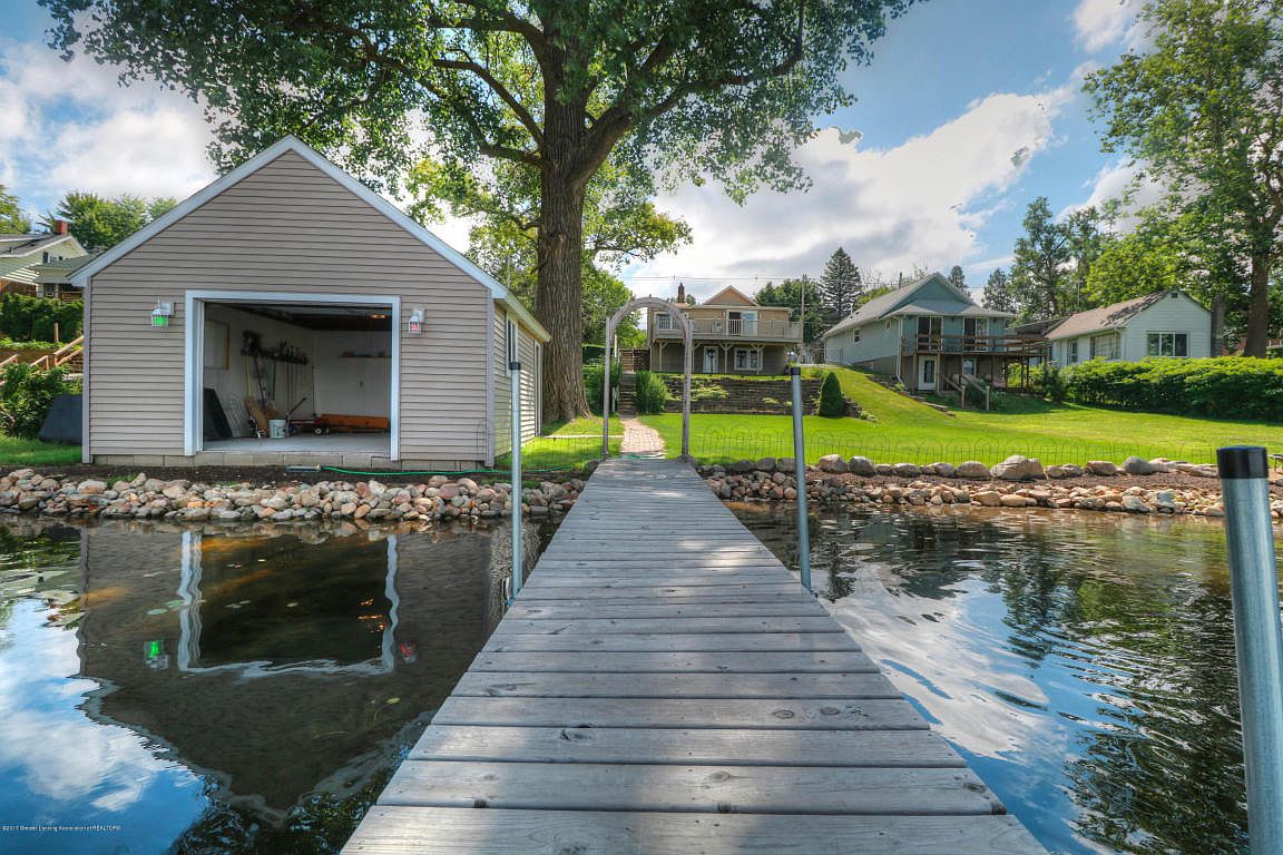15540 Park Lake Rd, East Lansing, MI 48823 | Zillow