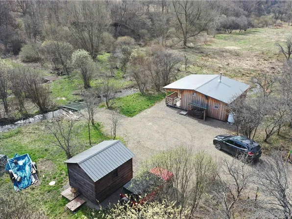 6712 Morgan Hollow Rd, Franklinville, NY 14737