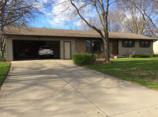 1793 Mac Ln, Green Bay, WI 54311