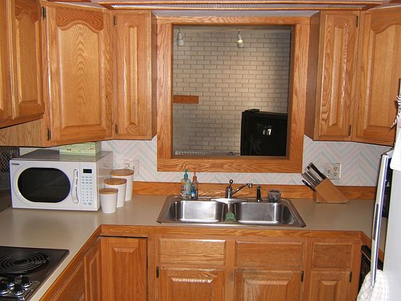 Oak Cabinets, All Appliances Included.