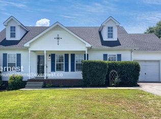 101 Coach Dr, White Bluff, TN 37187