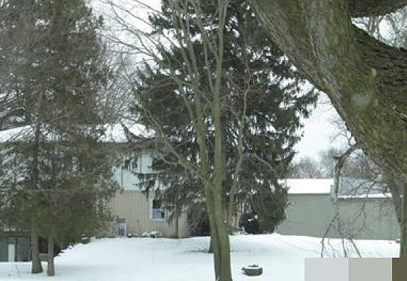 3rd image of 3935 E Bluewater Hwy