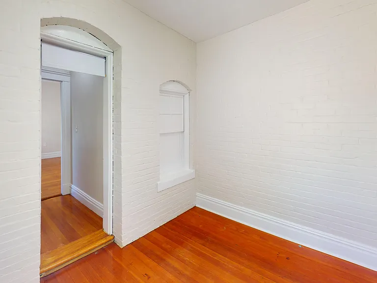 57 Strathmore Rd #6 — Photo 12