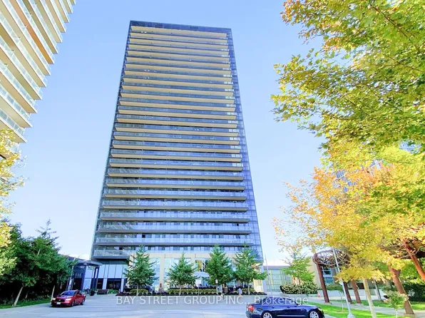33 Singer Ct #Penthouse 02, Toronto, ON M2K 0B4