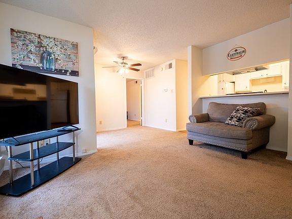 3rd image of 18333 Roehampton Dr APT 122