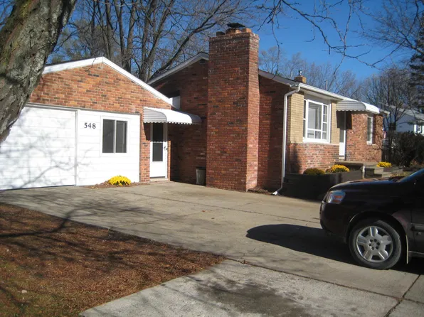 548 Oakland Dr, Lake Orion, MI 48362