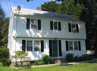 52 Princeton St, Manchester, CT 06042