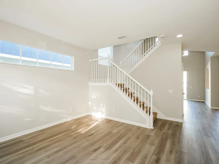 4413 Huddlestone Dr — Photo 10