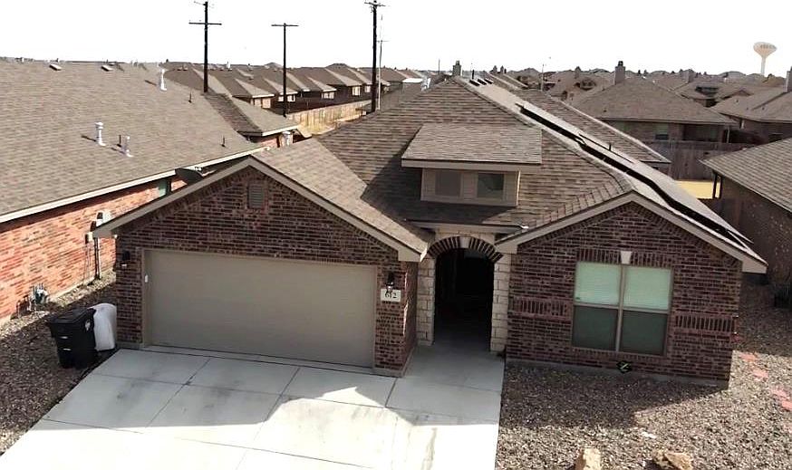 1st image of 612 Juniper Ct
