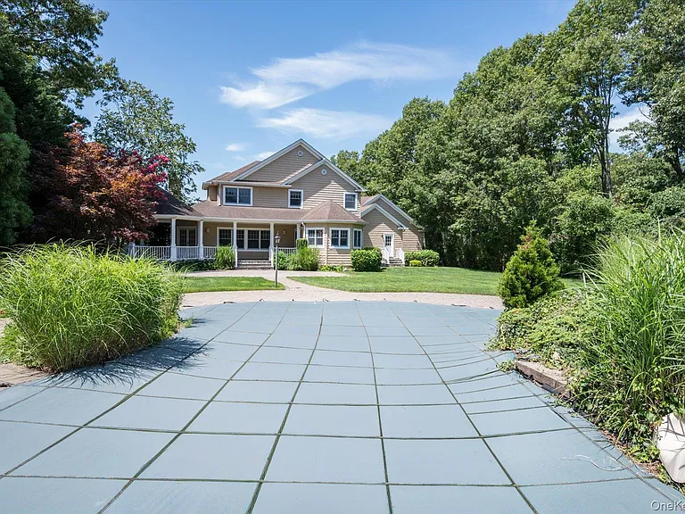 12 Glenridge Ln — Photo 36