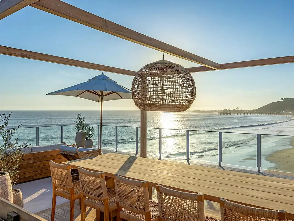 22548 Pacific Coast Hwy
