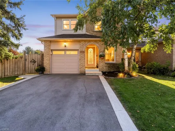 220 Harvest Dr, Milton, ON L9T 4T3