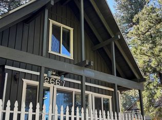 2667 Hunsaker Dr, Running Springs, CA 92382