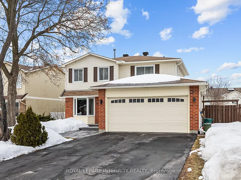 1090 Chablis Park — Photo 2