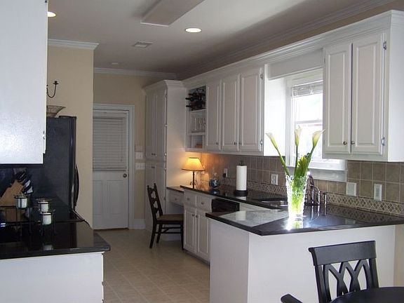 Kitchen with Granite countertops