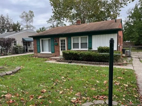 28050 Brentwood St, Southfield, MI 48076