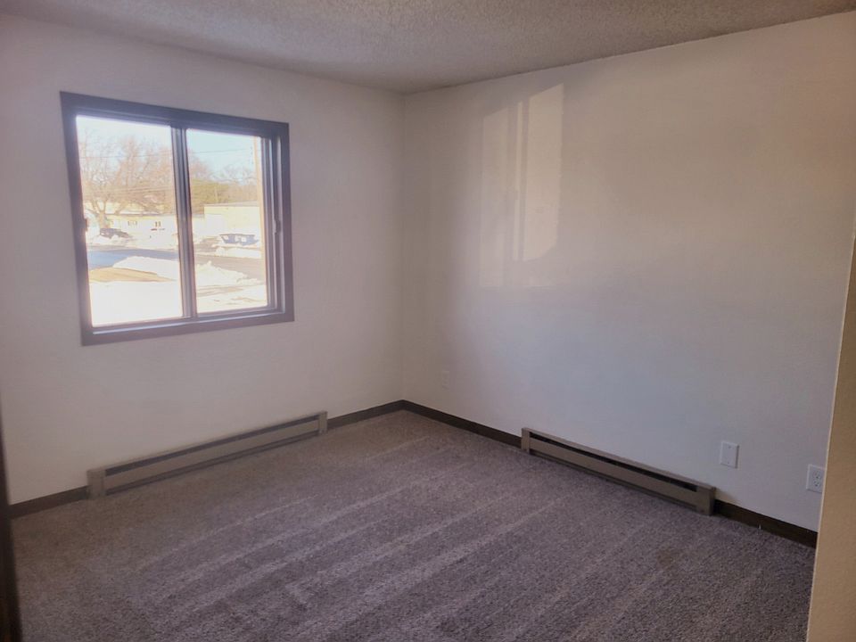 Leisure Apartments 825 E 6th St Wayne NE Zillow