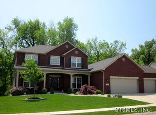 2422 Ben Hogan Dr, Belleville, IL