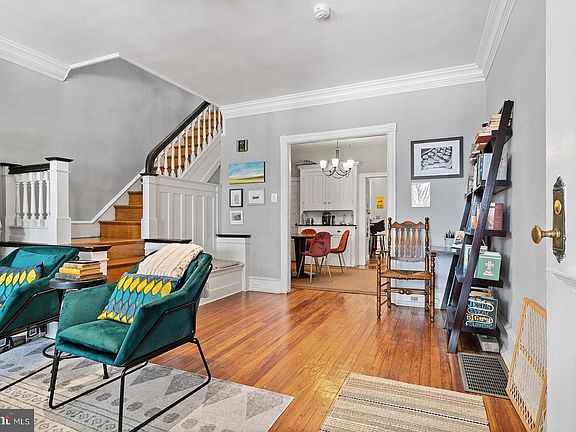 5th image of 5032 Chancellor St