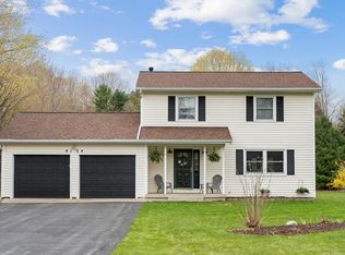 8124 S Shoreside Dr, Traverse City, MI 49684