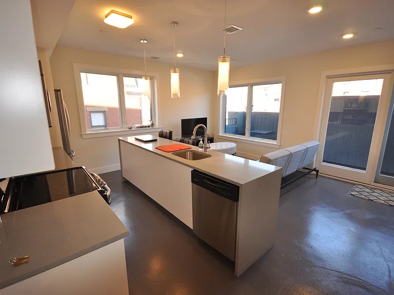 659 Massachusetts Ave #4A — Photo 4