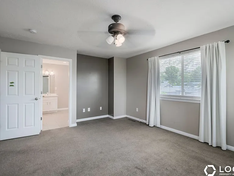 1315 S 1410 E — Photo 12