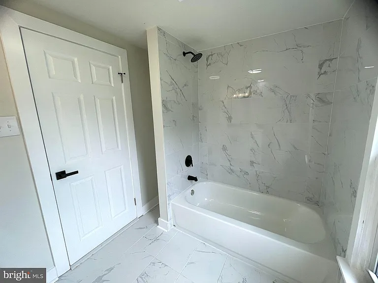1006 Circle Dr — Photo 10