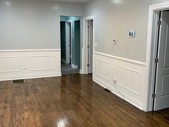 4th image of 7818 S King Dr