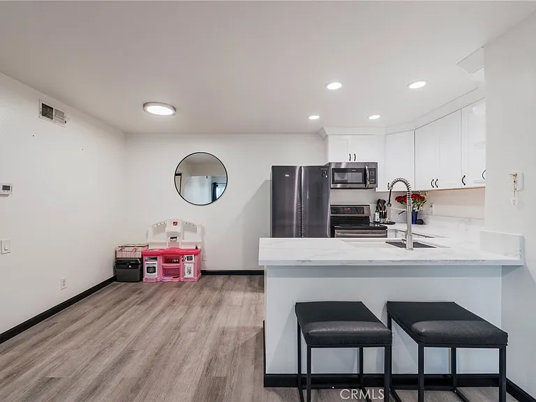 1159 Tivoli Ln — Photo 10
