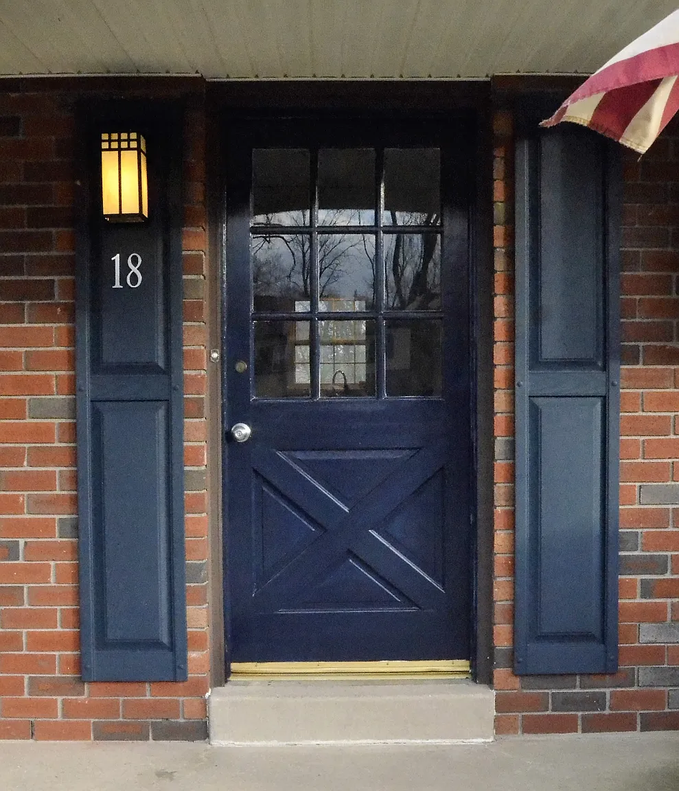 18 Farber Dr photo 1