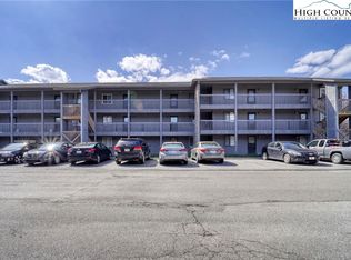 128 Zeb St APT A106, Boone, NC 28607