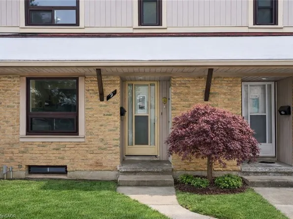 280 Thaler Ave #9, Kitchener, ON N2A 1R6