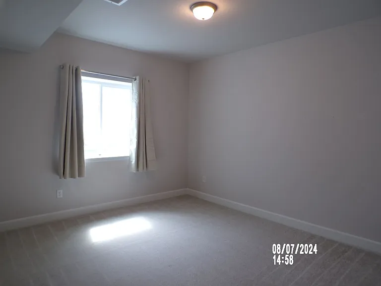 979 Oleander St — Photo 26