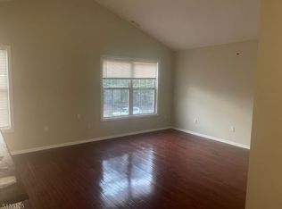 406 S 7th St #2, Newark, NJ 07103