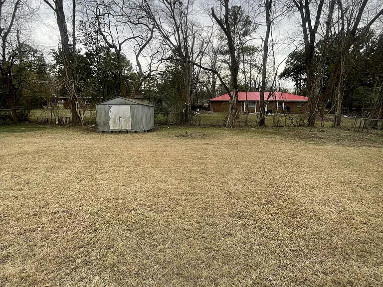 1430 Beaumont Dr — Photo 15