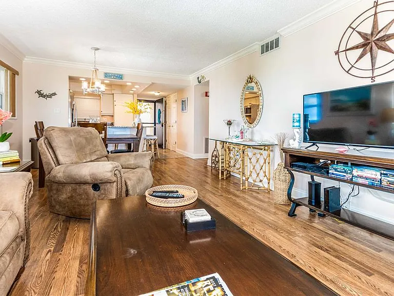 1270 Gulf Blvd #708 — Photo 7