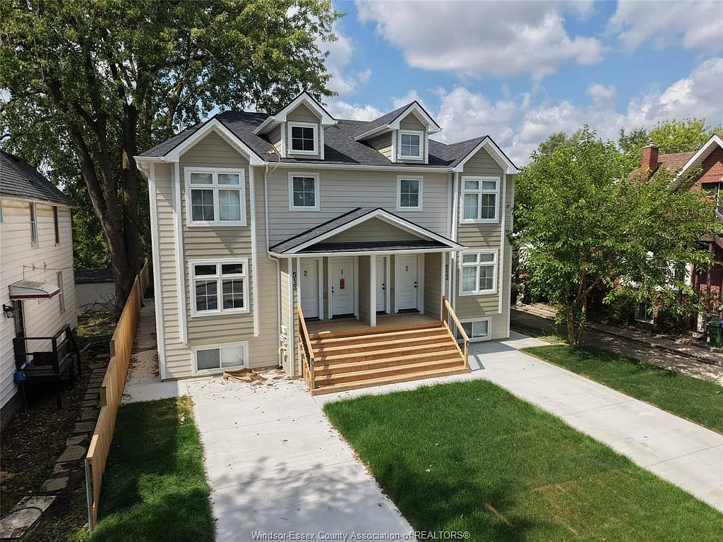 2 bed, $1,895 — Photo 2