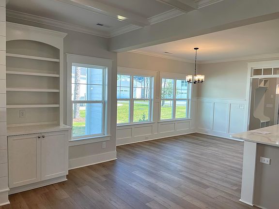 4th image of 2285 Crescent Bay Dr #28461