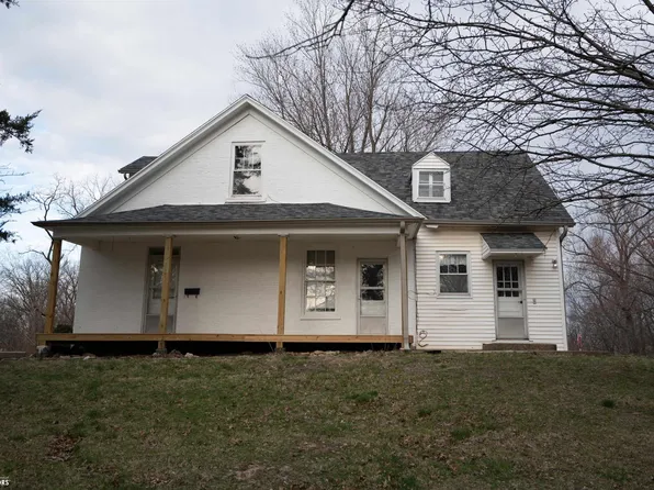 225 Crawford St, Warsaw, IL 62379