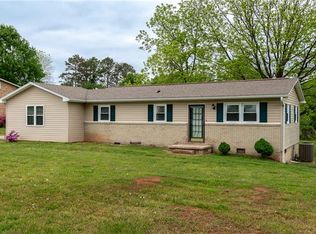 1634 McKay Rd, Newton, NC 28658