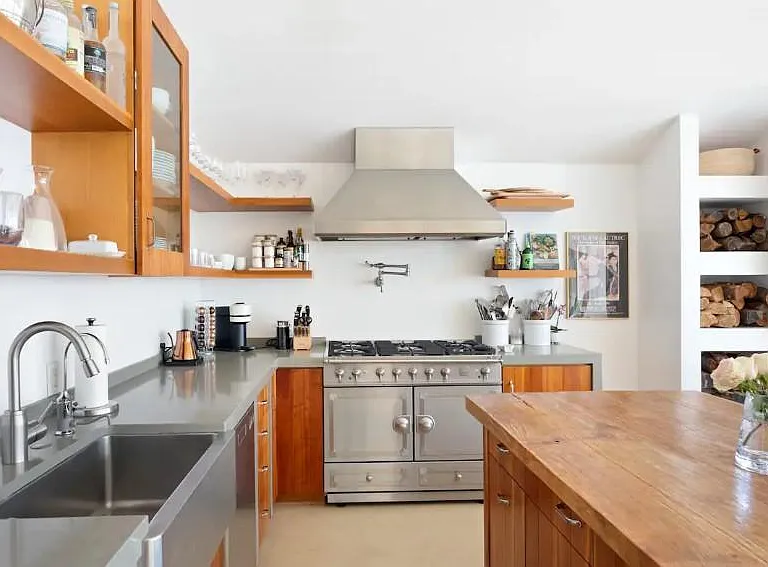 Gorgeous kitchen with stunning wooden features.